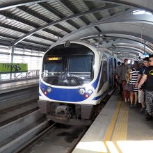 「パヤタイ」駅に到着しました