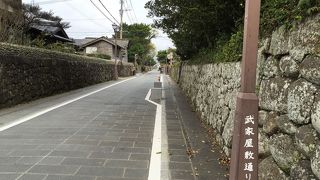 塀が素晴らしい