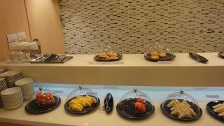 思ったよりあたたかたべものがある。