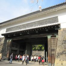 櫓門田安門近景