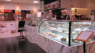 おしゃれなカフェ