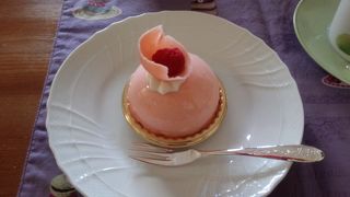 春らしいケーキが魅力的！！