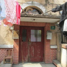 澳門路660弄25号、入口。