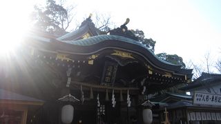 茅の輪くぐりで有名