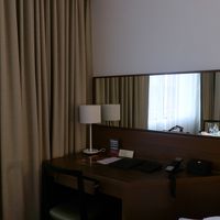 室内のデスクです。