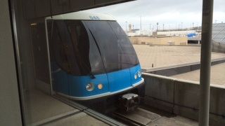 便利な自動運転シャトルトレイン