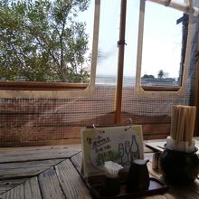 店内のテラス席