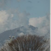 海老名ＳＡ（下り）から丹沢方面を見る