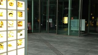 色々な飲食店があります