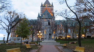 通り過ぎる人ばかりでした