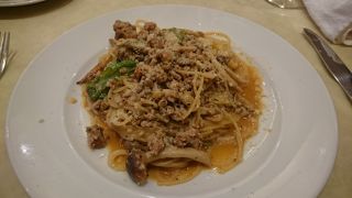 トラットリア ラーチェロ