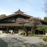 安曇野かりんとうや「蔵久」、文化財の建物なので庭や建物も美し