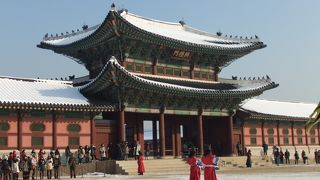 絶対訪れるべき観光地