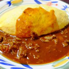 注文したハヤシオムライス