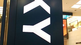 丸井、オフィス、飲食店、クリニック等が軒を連ねるJR横浜駅東口にある29階建てのビル