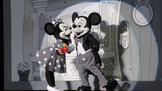 モノクロからカラーへ