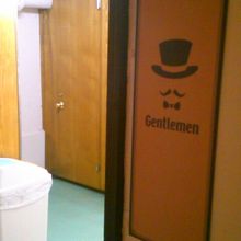 トイレはさすがに現代のでした(笑)