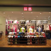 ユニクロ (羽田空港国際線ターミナル店)