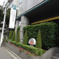 上野駅から１０分ほど歩く