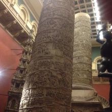 巨大な柱