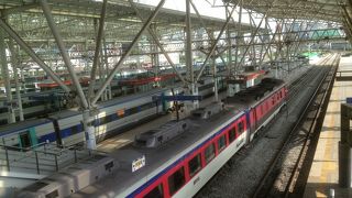 インチョン空港からのＫ-ＬＥＸ線、統治時代の駅舎、ロッテマート