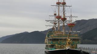 箱根の海賊船
