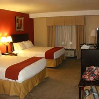 ツインルームです。余裕があり広いです。