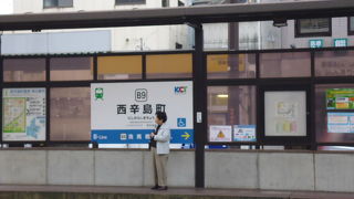 上熊本駅行きの停車場