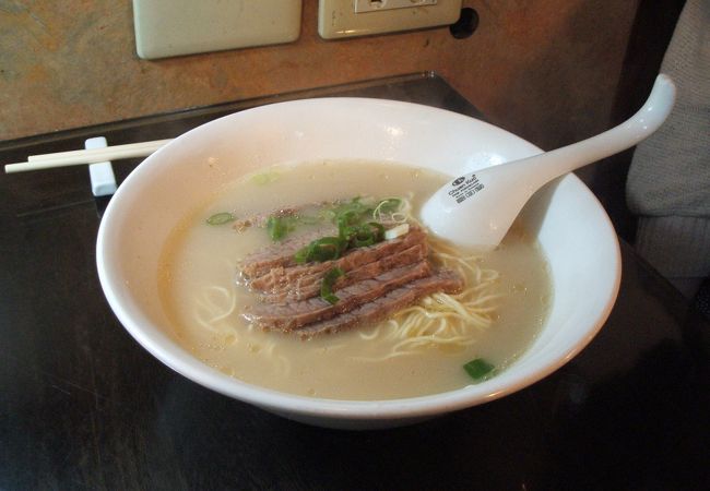 おしゃれな牛肉麺屋さん