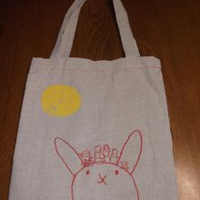 こんなかわいいバッグが付いてきました