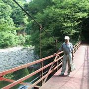 車では行けない渓谷の秘湯