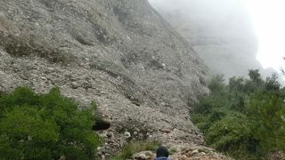 モンセラットの山上にある小さな教会です。