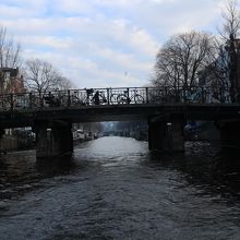 次々と現れる橋