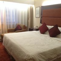 クイーンベッド