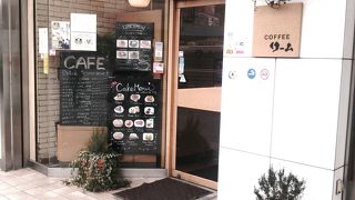 ここはランチ利用が人気です。