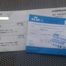 ベルリンテーゲル空港でお詫びの10ユーロ買い物クーポン