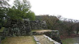 福岡城、鴻臚館跡の公園。