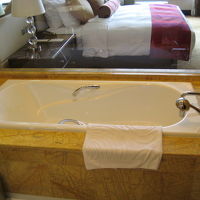 高級感あふれる部屋。