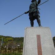 戦国長宗我部氏の足跡　元親初陣の像