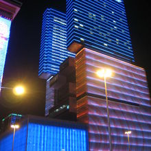 奇抜な建物。マカオ半島の埋め立て地にできたカジノ