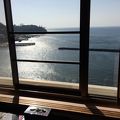 部屋から海が見える素晴らしい眺め