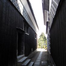 蔵の内部は資料館に。