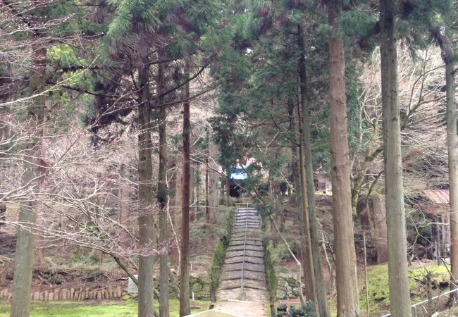 静かなお寺さん!!