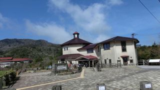 ハイキングのスタート地点な感じの人たちがいました