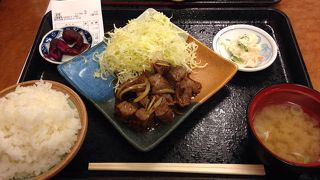 【平日ランチ】立呑処へそ 新橋本店＠TMビル　1F【金曜日はサイコロステーキがお得】