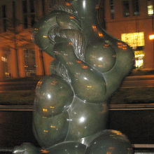 御堂筋彫刻ストリート