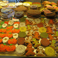 ハロウィーンだったので、かわいいお菓子がたくさんありました