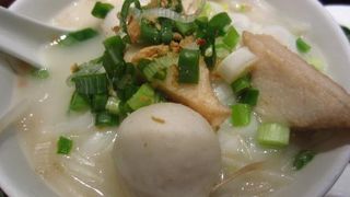 （香港）フィッシュボールビーフンが美味！