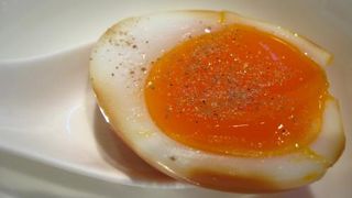 （香港）地味だけど…燻製たまごが美味！