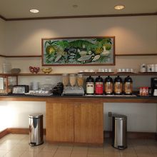 軽食とコーヒー